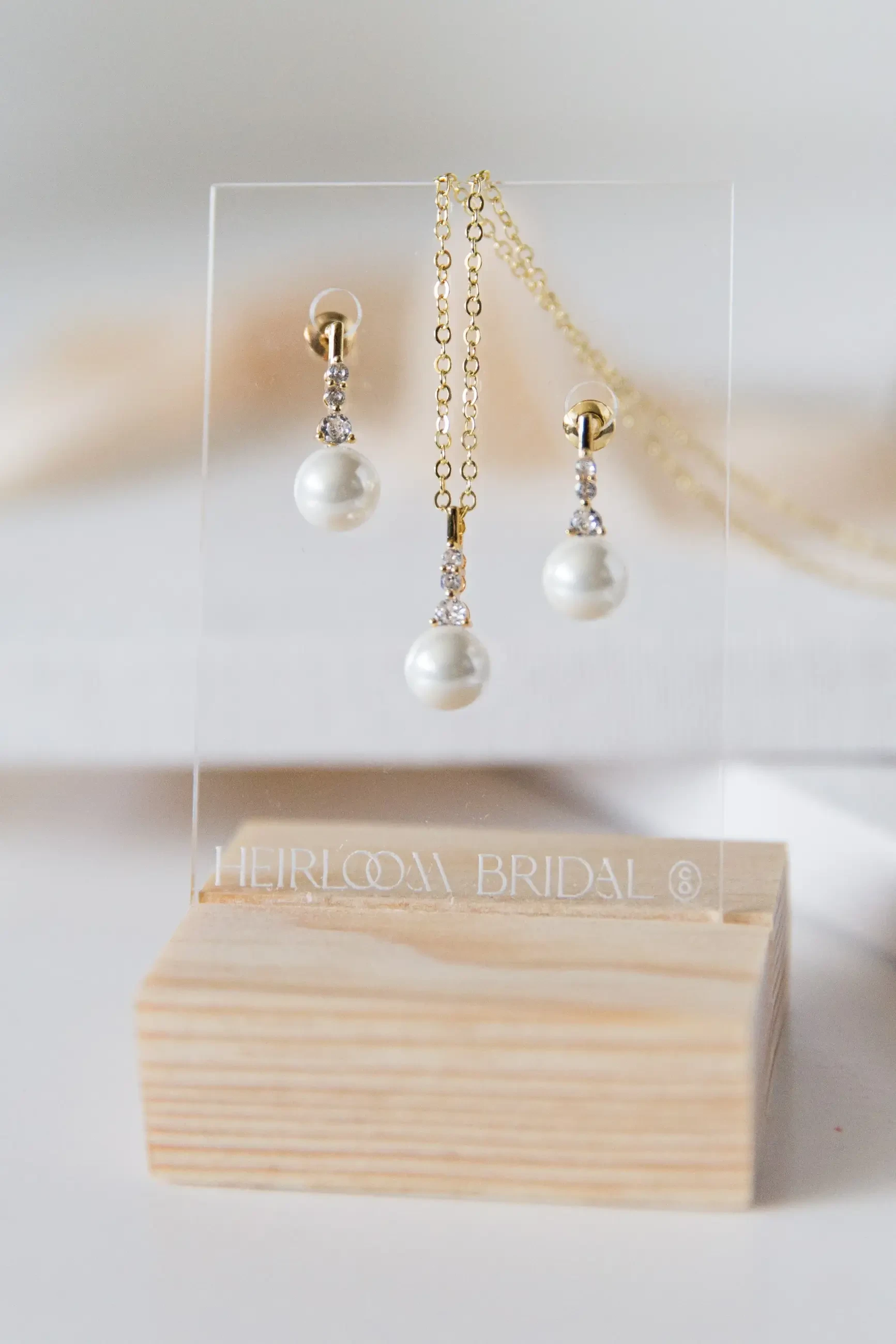 HEIRLOOM BRIDAL
