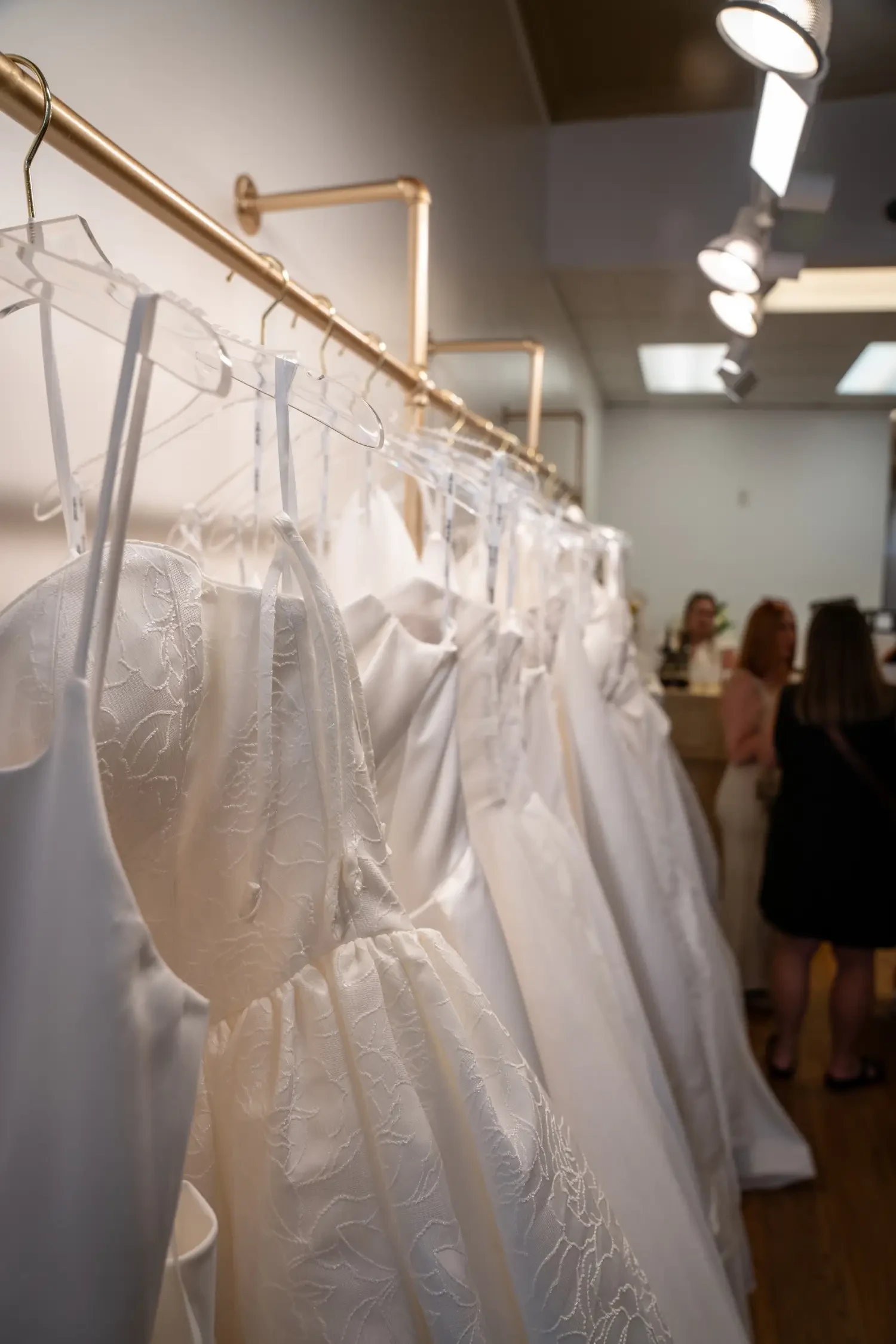 OFF-THE-RACK BRIDAL APPOINTMENT