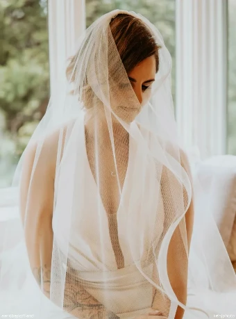 Sara Gabriel Julianne Veil #2 thumbnail